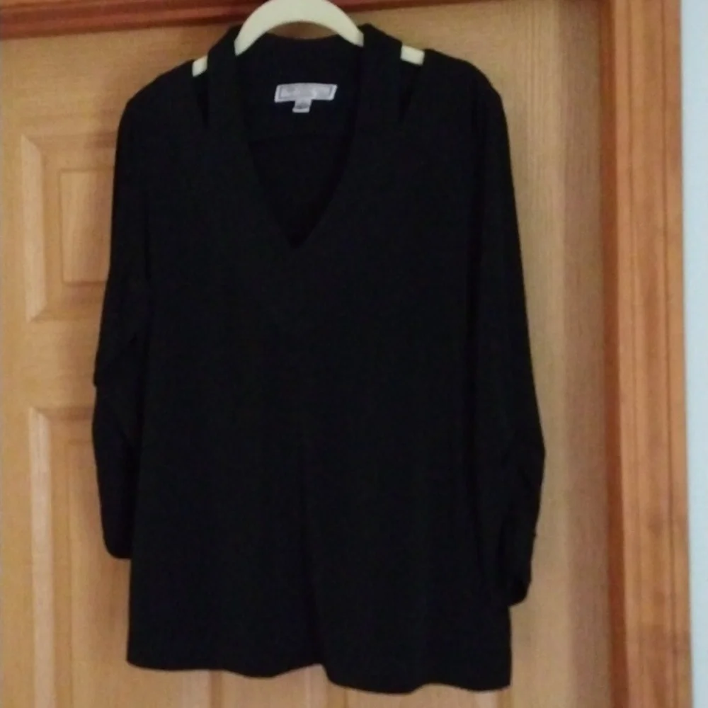 GEORGE SIMONTON BLACK V-NECK, RUCHED LONG SLEEVE TOP - Picture 1 of 5